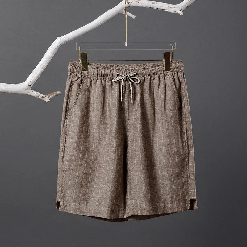 Bermuda de Linho Listrada Venazzi VZ503 em linho nobre com listras discretas e caimento leve para visual sofisticado.