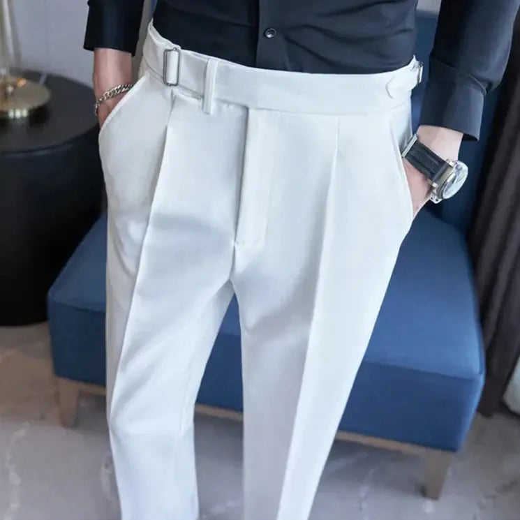 Calça de Alfaiataria Masculina Venazzi VZ254 com corte clássico, tecido premium, caimento elegante e acabamento refinado para composições formais e sofisticadas.